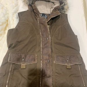 KUHL vest